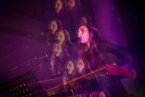 06_Julia_Holter_Le_Guess_Who_2015