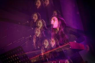 06_Julia_Holter_Le_Guess_Who_2015