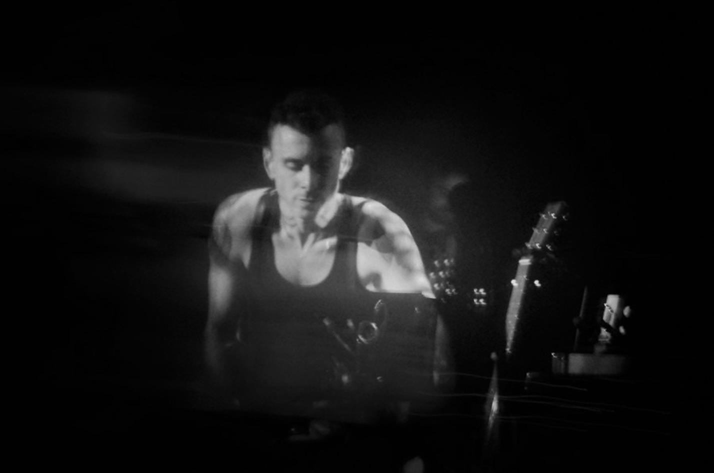3 Asaf Avidan