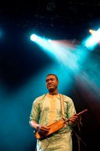 004Bassekou Kouyate