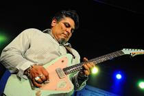 03BluesAlive1016_JonDelToroRichardson-ShaunBooker1