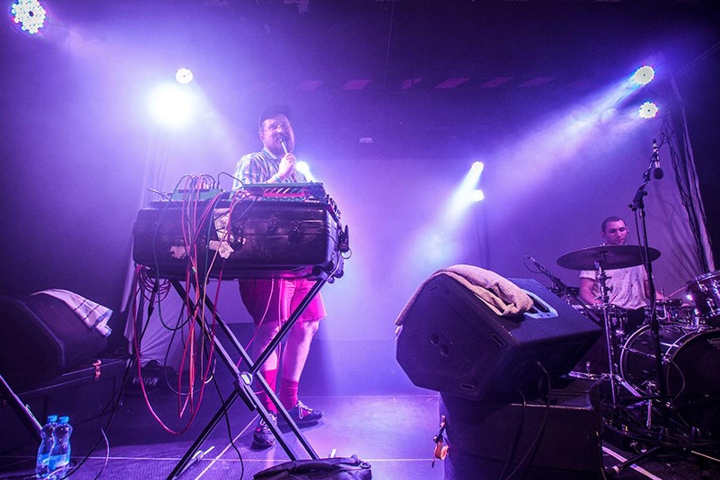 12_dandeacon