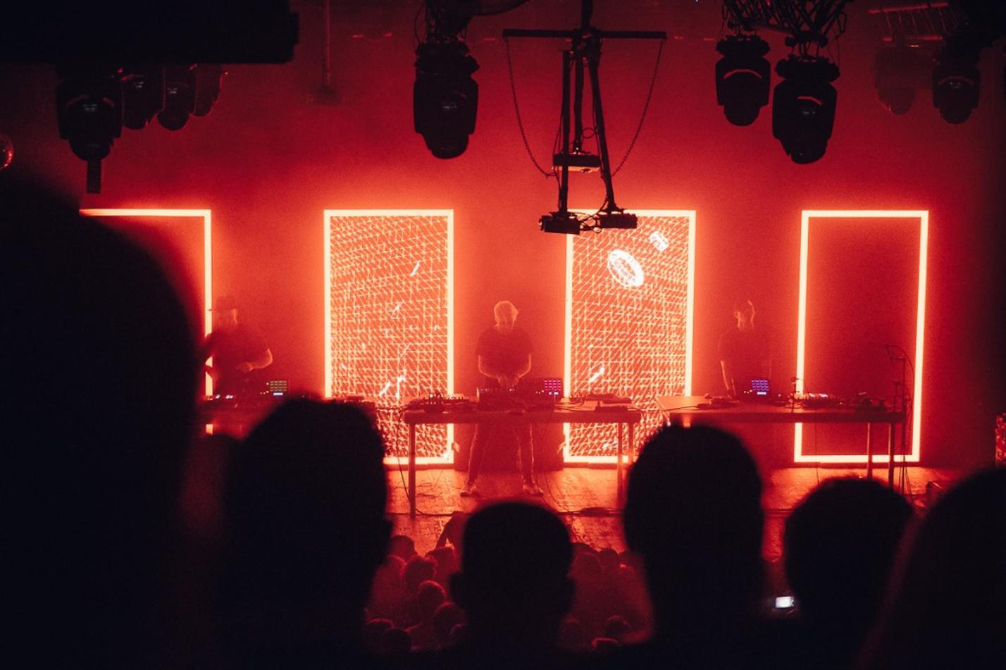 07_Glitch Mob