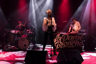 LaDameBlanche-1