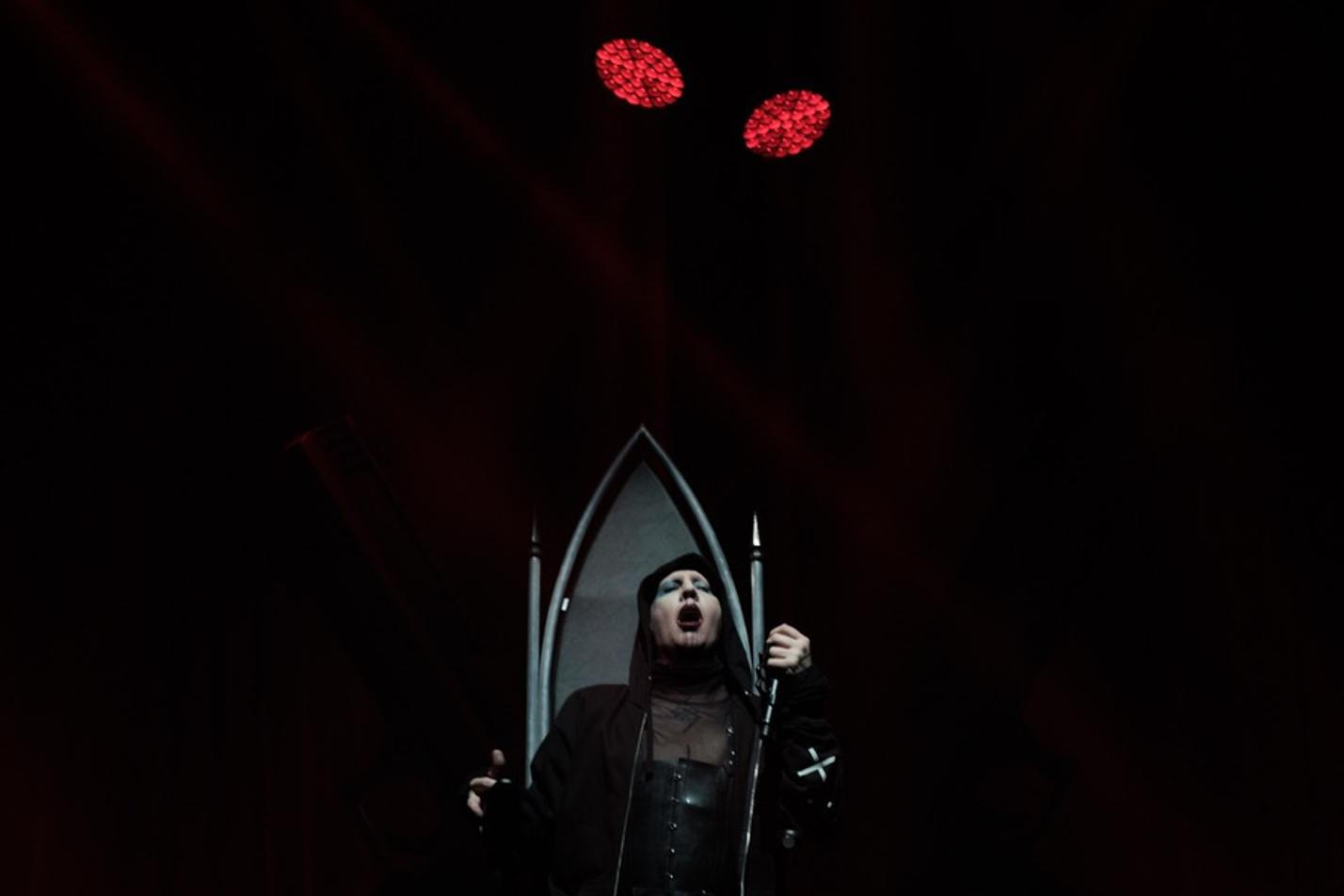 manson (1 of 1)-12