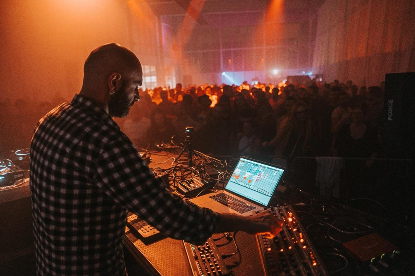 08_Vitalic