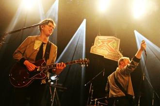 10_Everything Everything