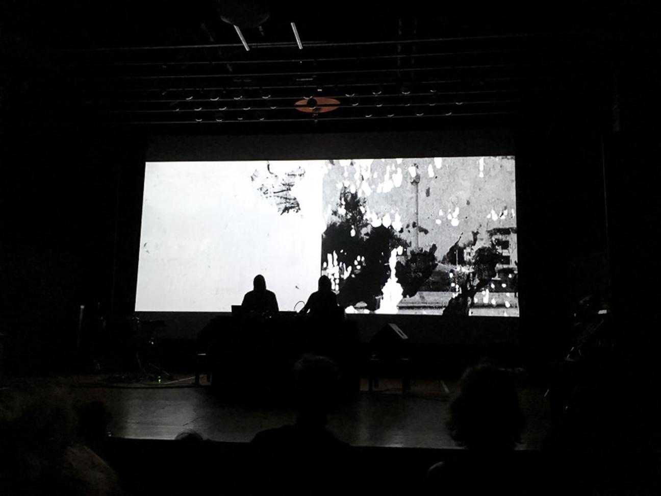 01_SHXCXCHCXSH_Lunchmeat_2016_Praha