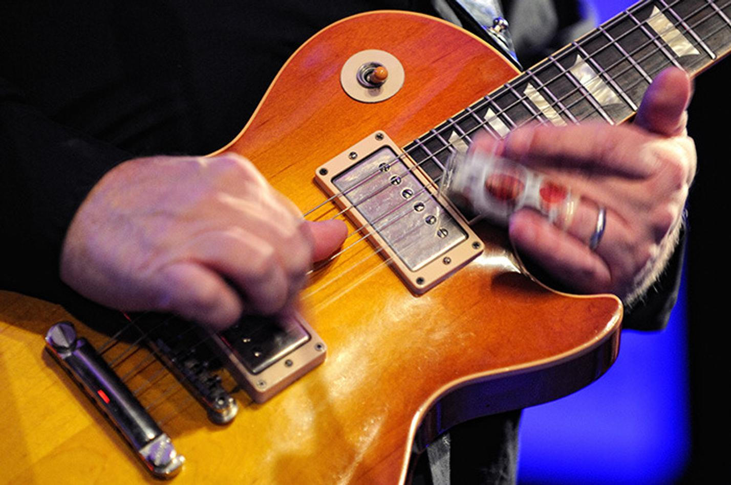 Warren_Haynes_Blues_Alive_13