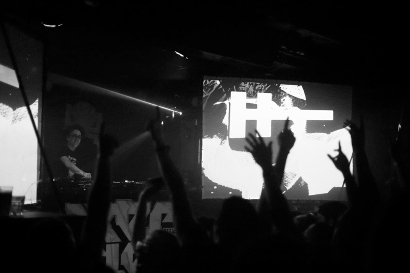 High_contrast_05