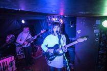 cate le bon-3