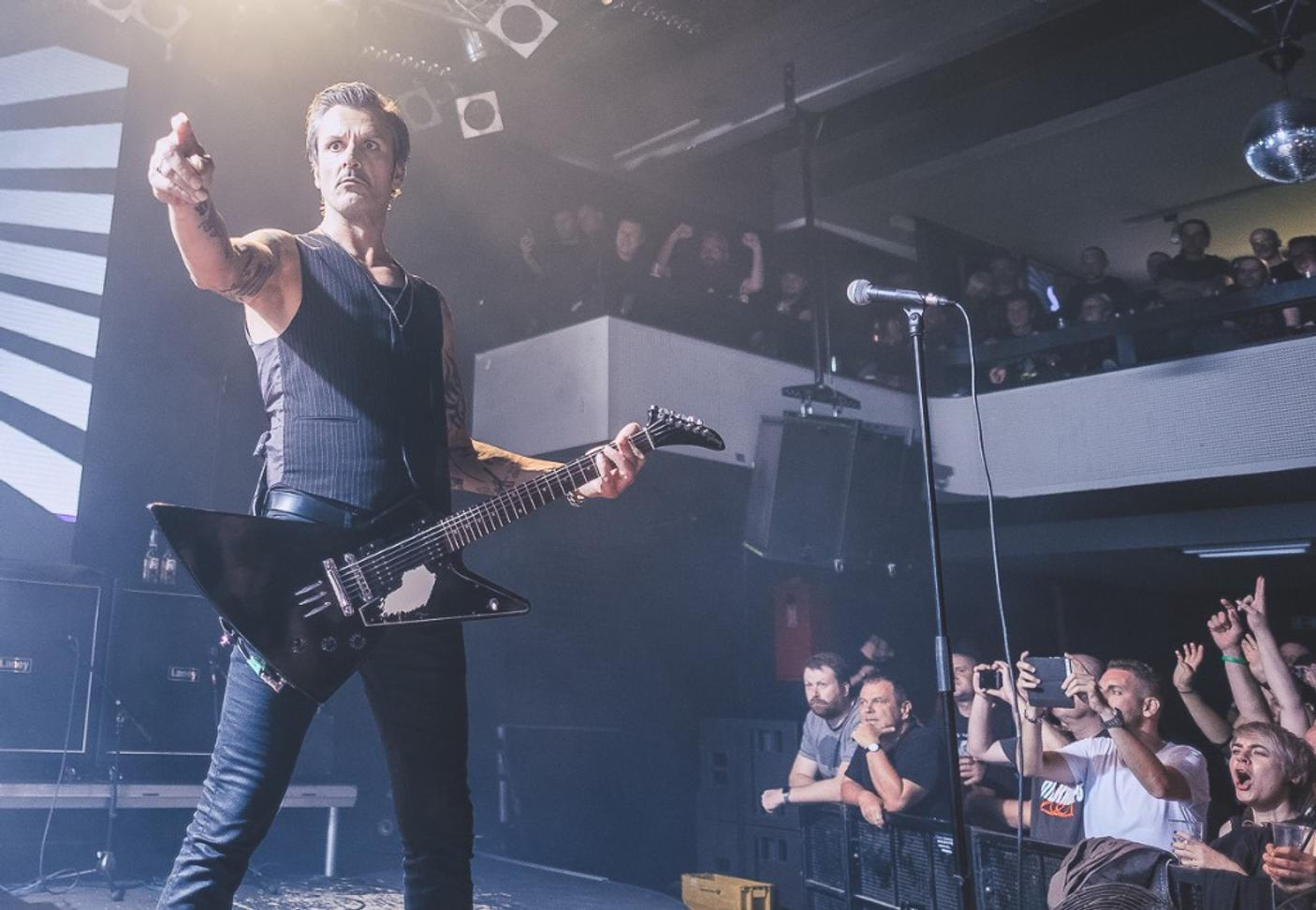 15_Die Krupps