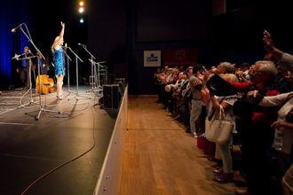 Rhonda Vincent & The Rage_4