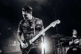 Dashboard Confessional - 8235