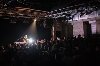08-Julien_Baker