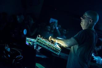 06_Stephan Bodzin