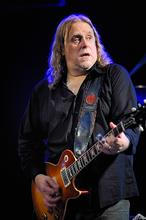 Warren_Haynes_Blues_Alive_16