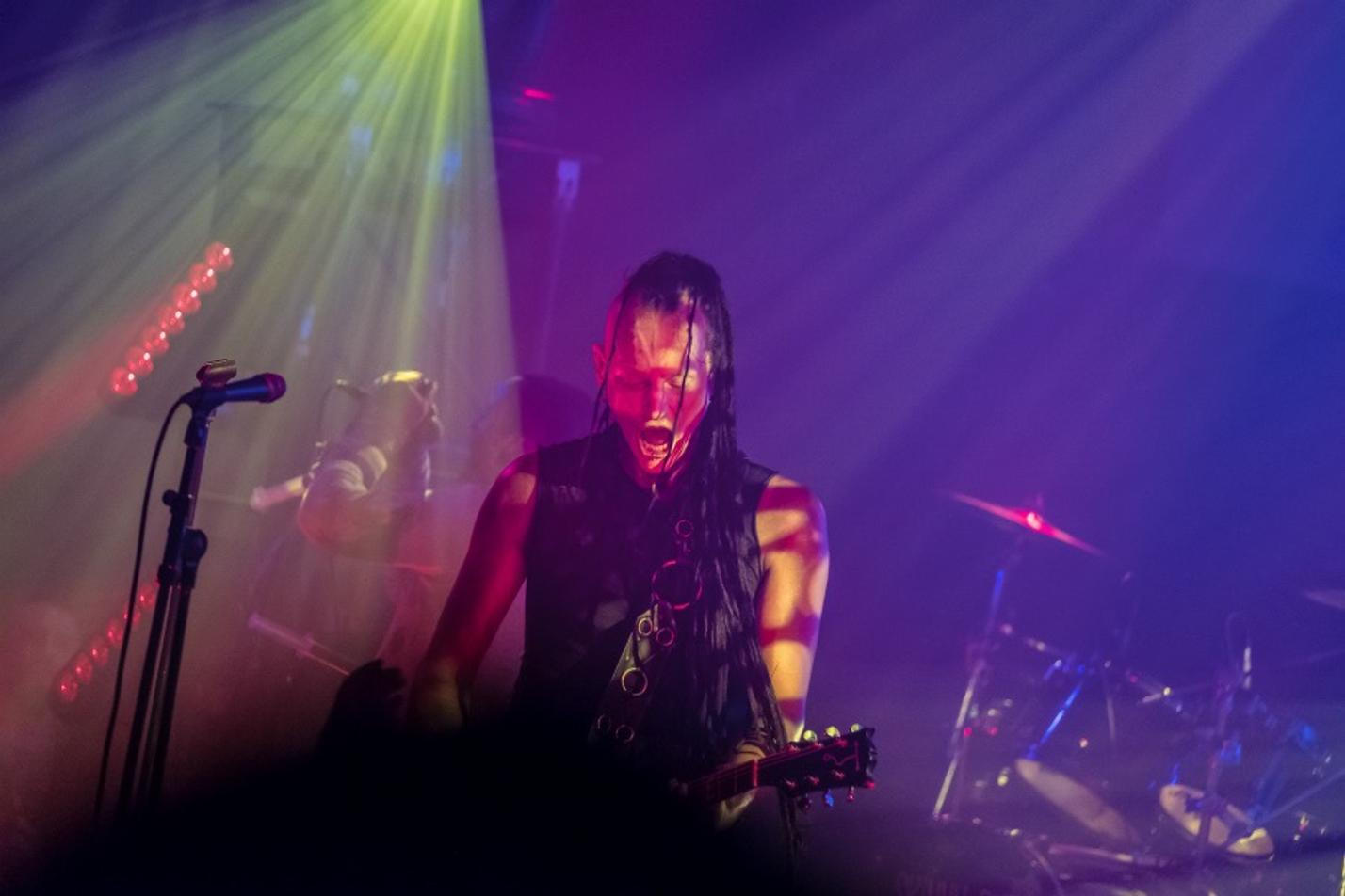 09_Skinny Puppy