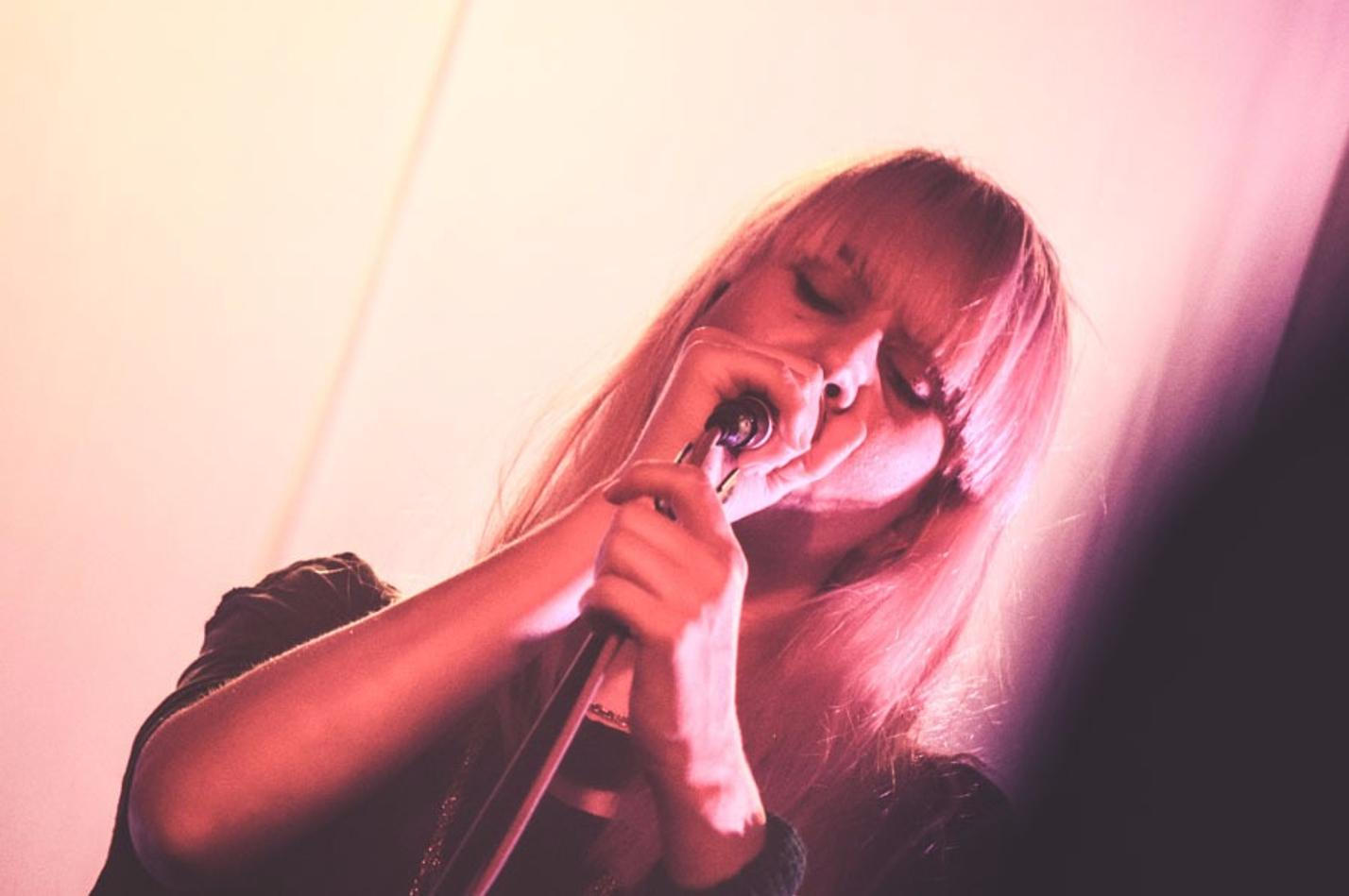 EMA 10