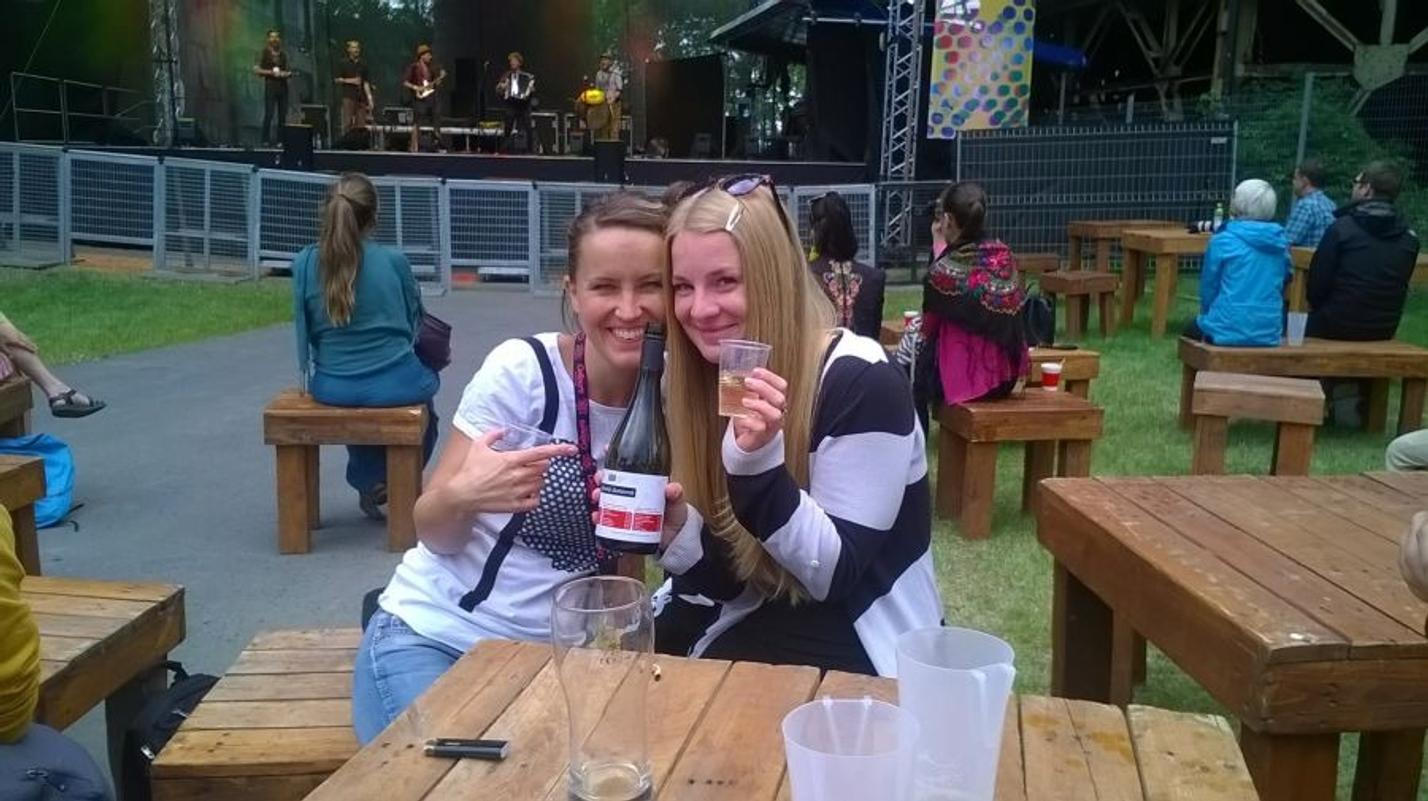 jitka šuranská, magdalena hajkova a hradecke cuvee, foto Zdenek Svanovsky