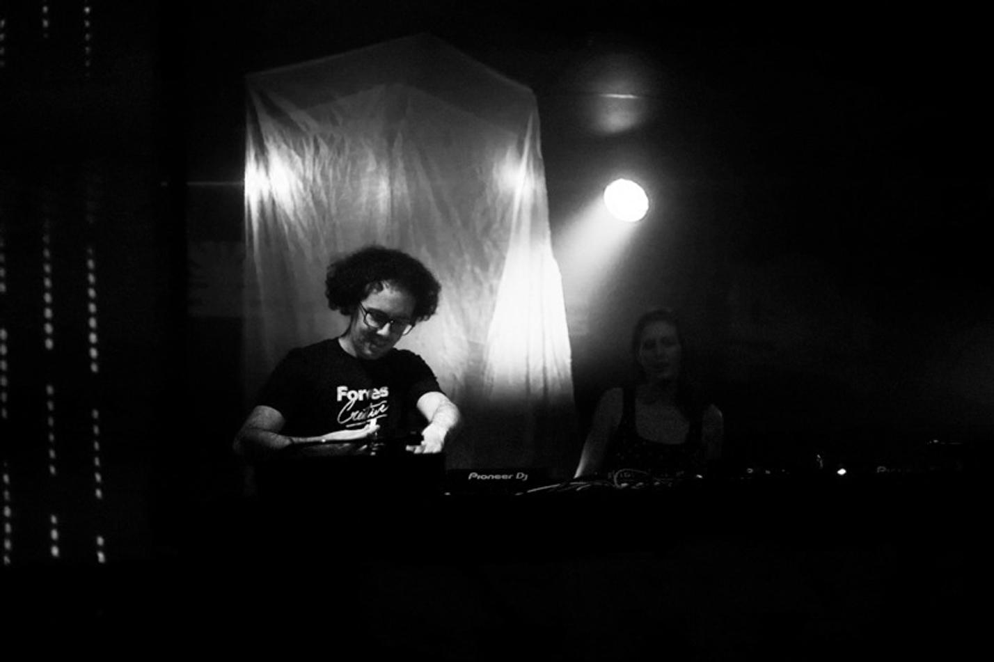 High_contrast_08