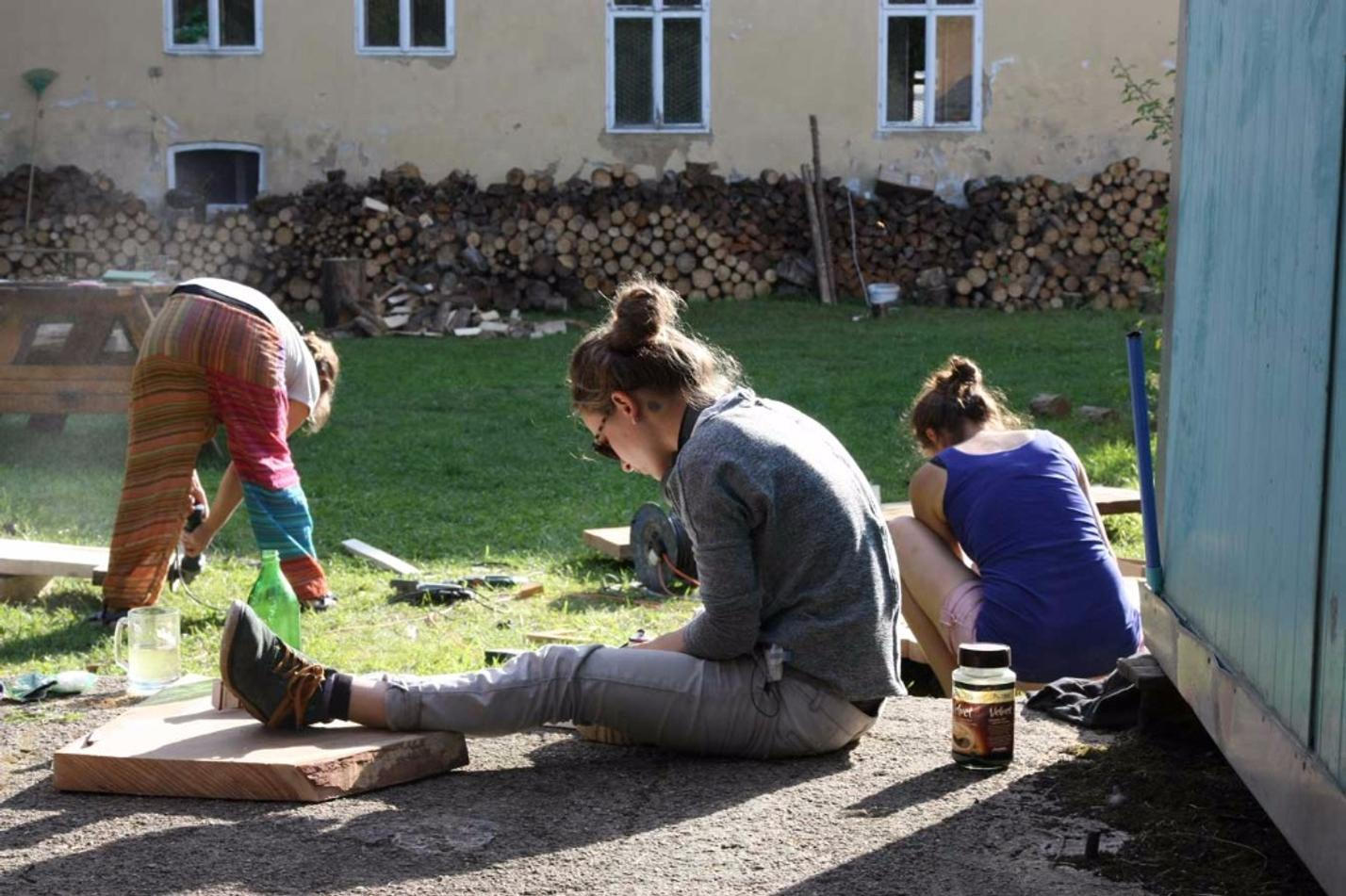 Oživme Prameny_sochařky (2)