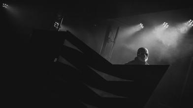 2016-03-17-perturbator-001m