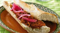 tortas-de-cochinita-pibil