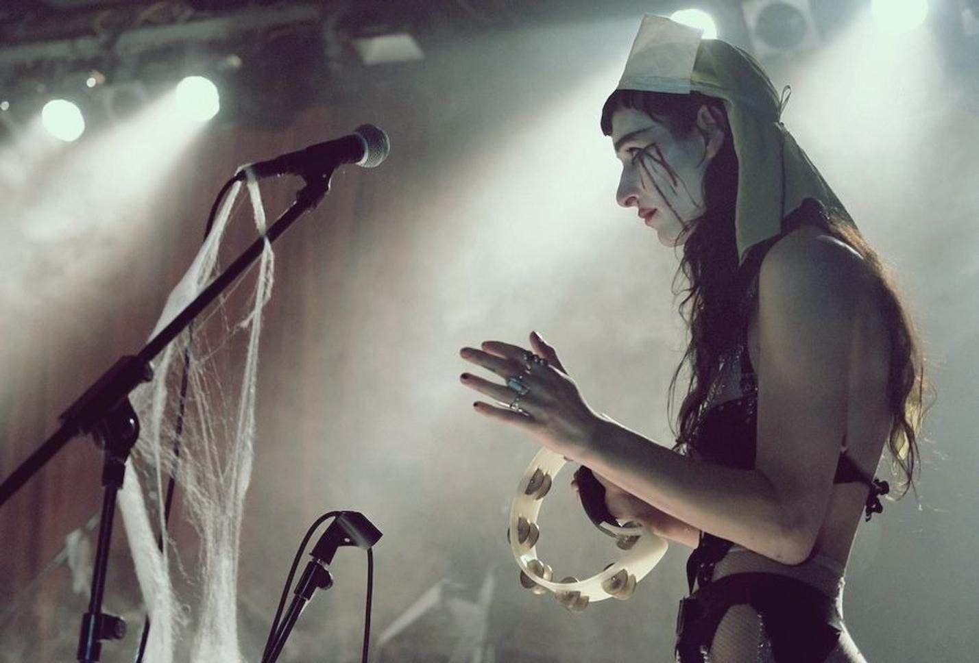 Black Lips 10