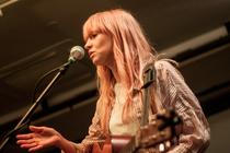 Lucy Rose 5