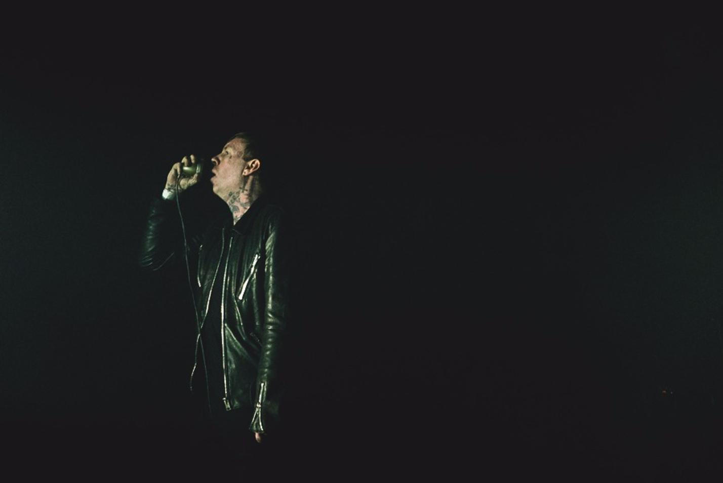 Cold Cave 06