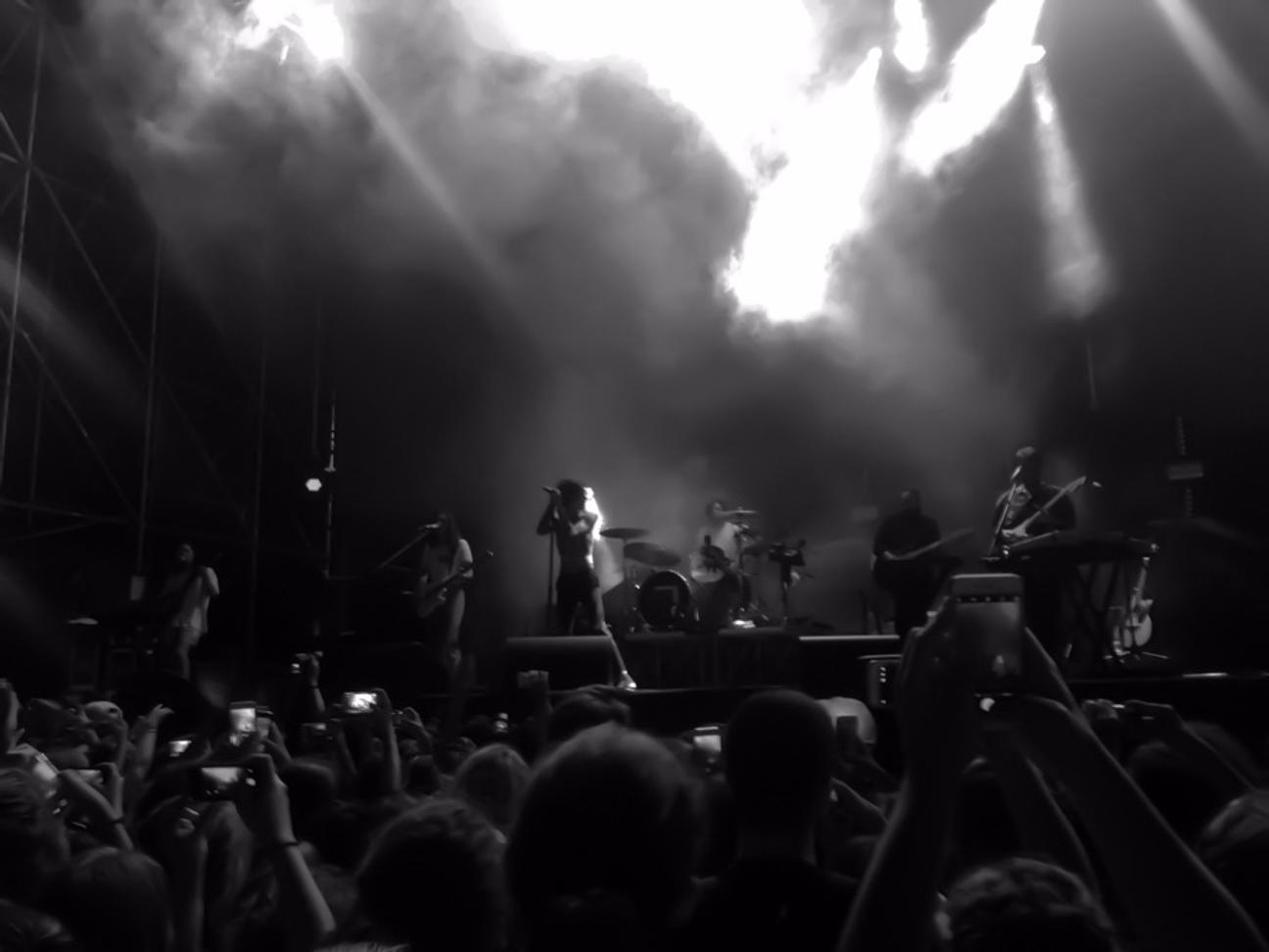 The Neighbourhood-2