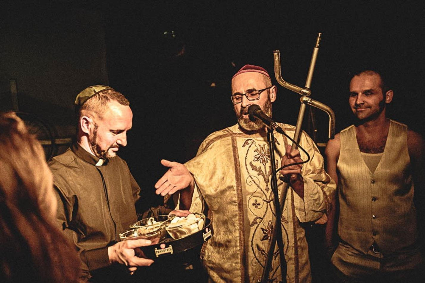 Svěcení Bajkazylu