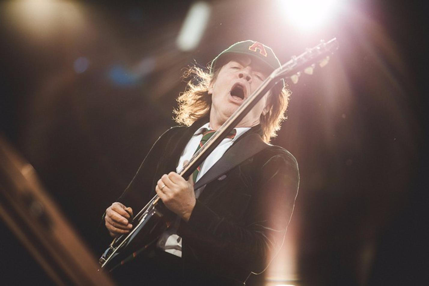 acdc-8125