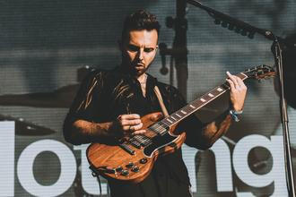 NOTHING BUT THIEVES (5)