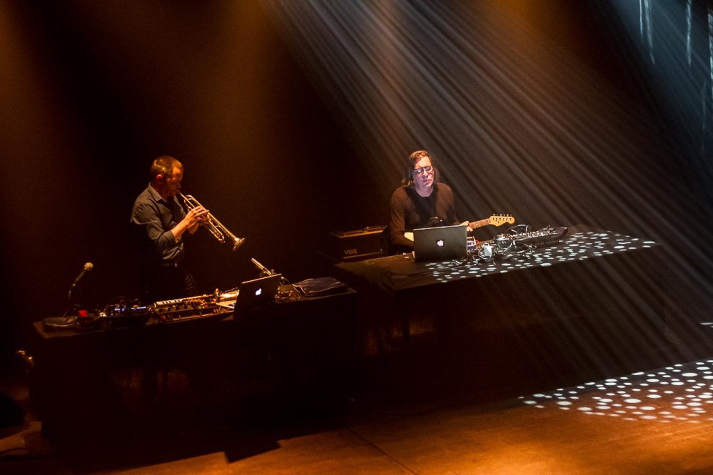 12_Fennesz_&_Arve_Henriksen_26_01_2017_Akropolis_Praha