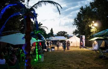 05_Neon Festival