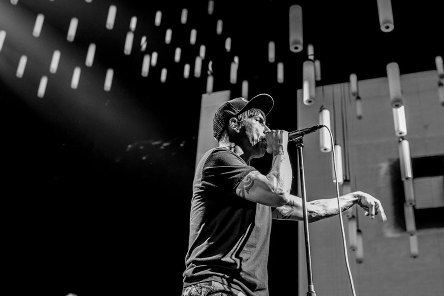 red hot chilli peppers_13