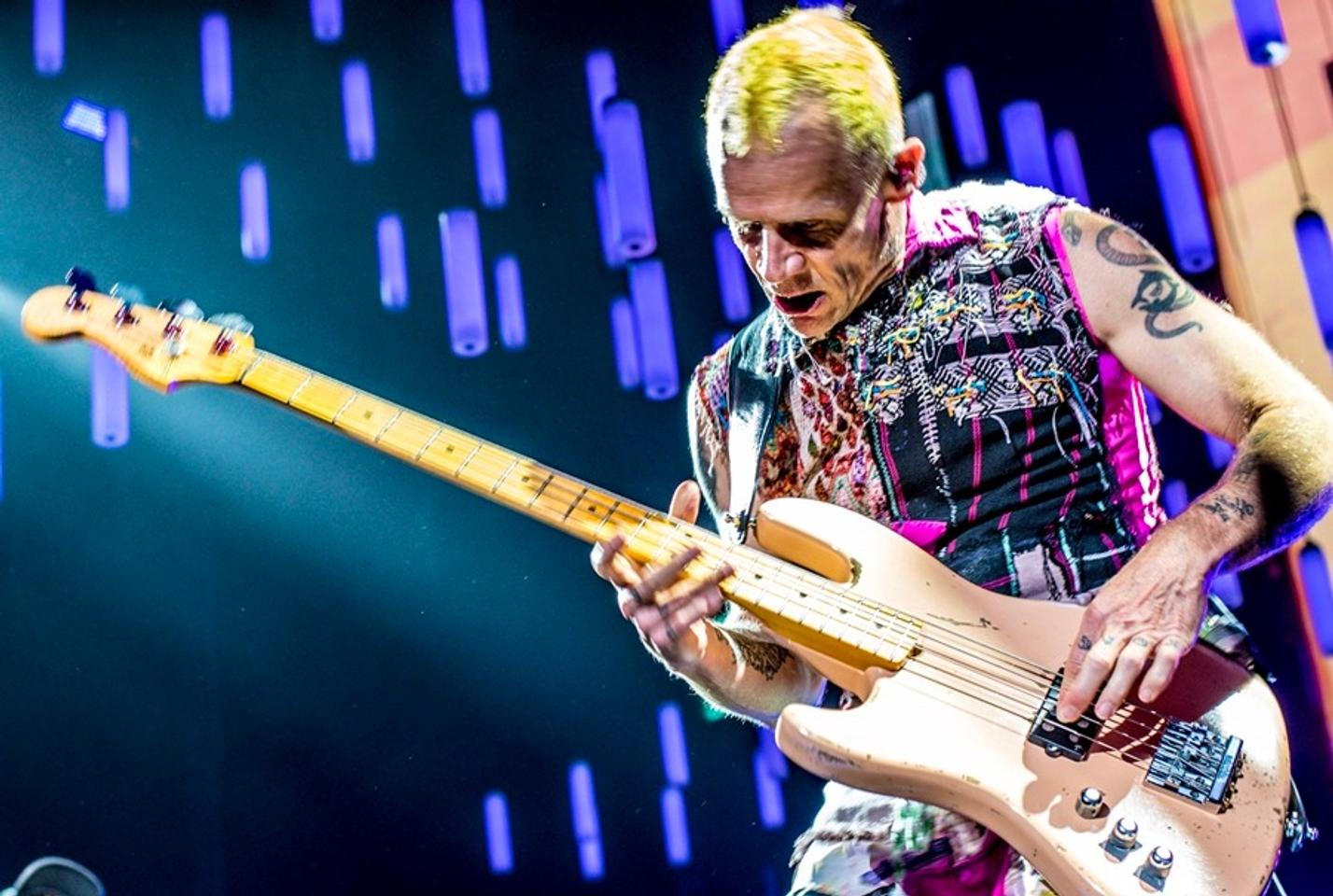 red hot chilli peppers_05
