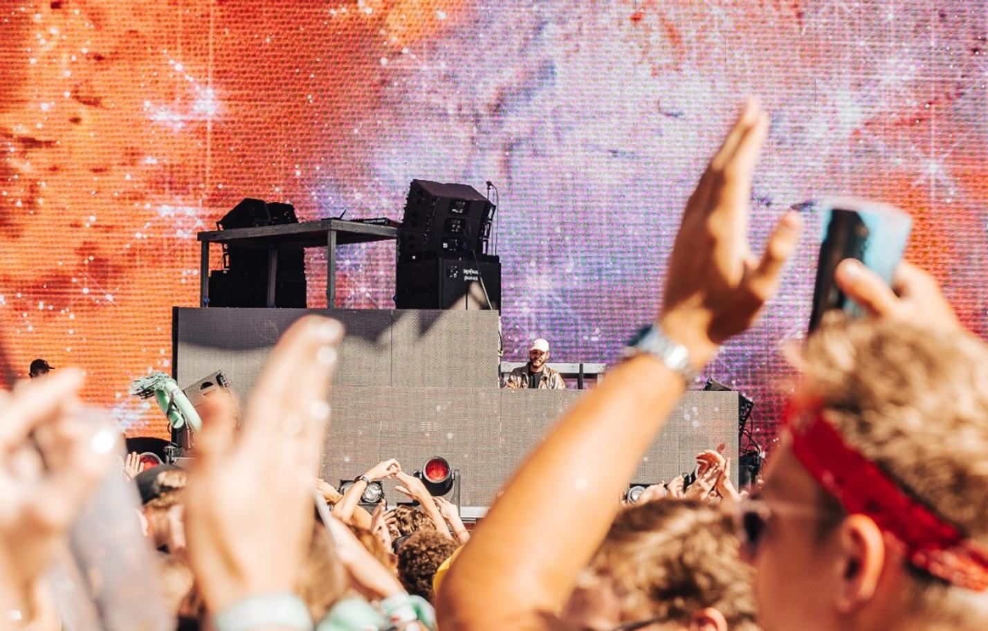 03_San Holo