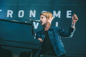 Tom Odell2