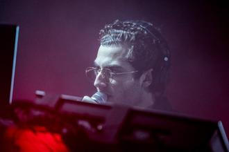 08_Nicolas Jaar