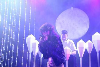 08_Purity Ring, 5