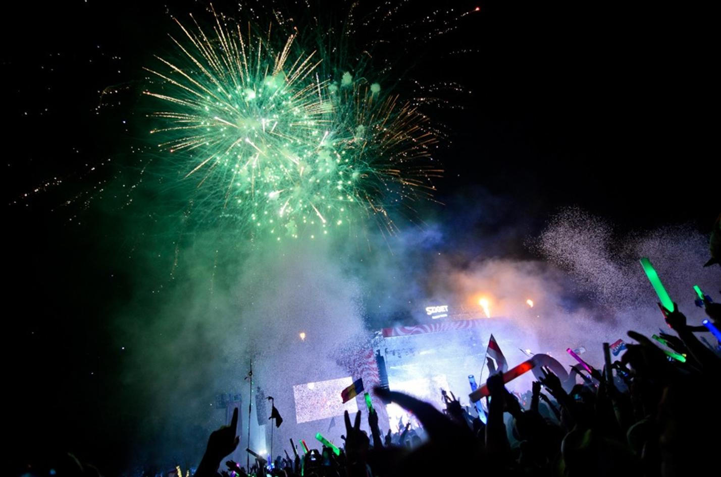 7240_fireworks