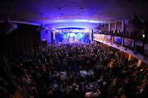 20BluesAlive1016_SlamAllen4