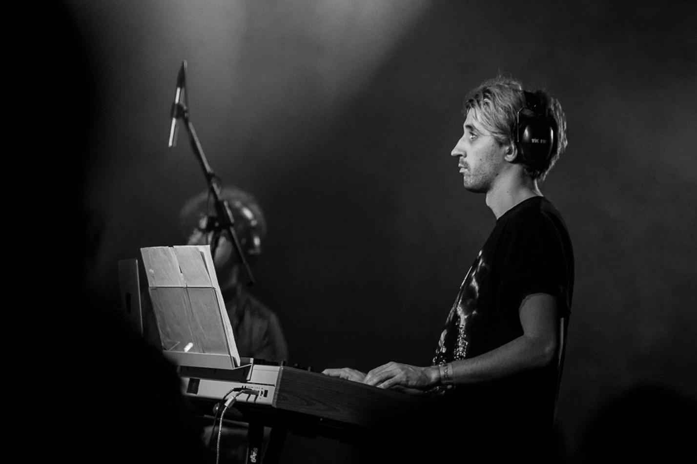 09_John_Maus_16_11_2017_MeetFactory_Praha