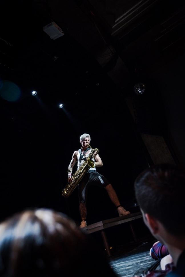 11_Too Many Zooz