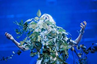 15_MYRKUR
