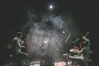 1_jgtt17_Tomáš Liška & Invisible World Q (7)