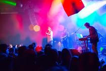 12_John_Maus_16_11_2017_MeetFactory_Praha